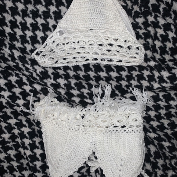 Swimsuit - Picture 2 of 4